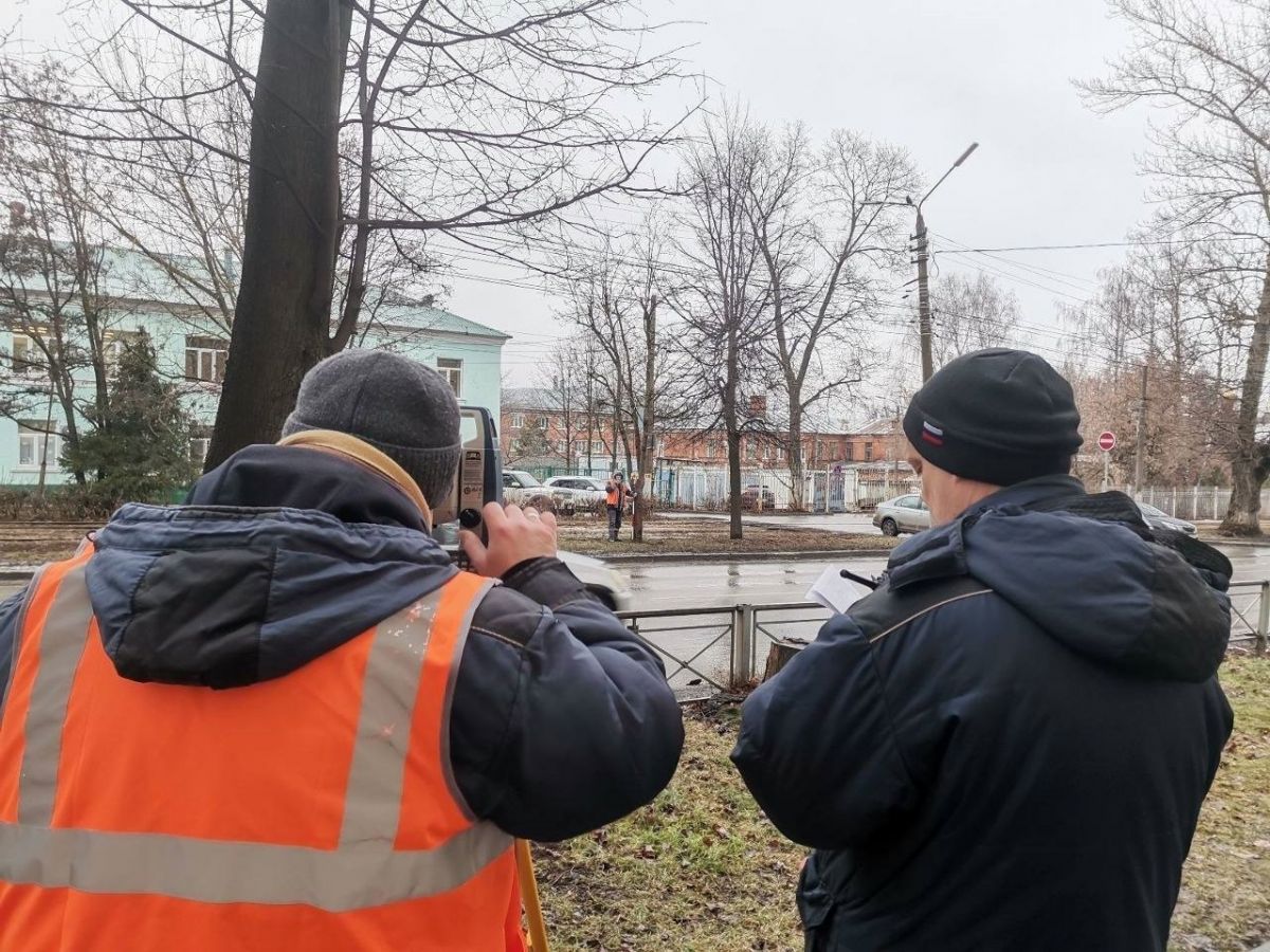 Участок дороги по улице Фридриха Энгельса в Туле расширят до четырех полос