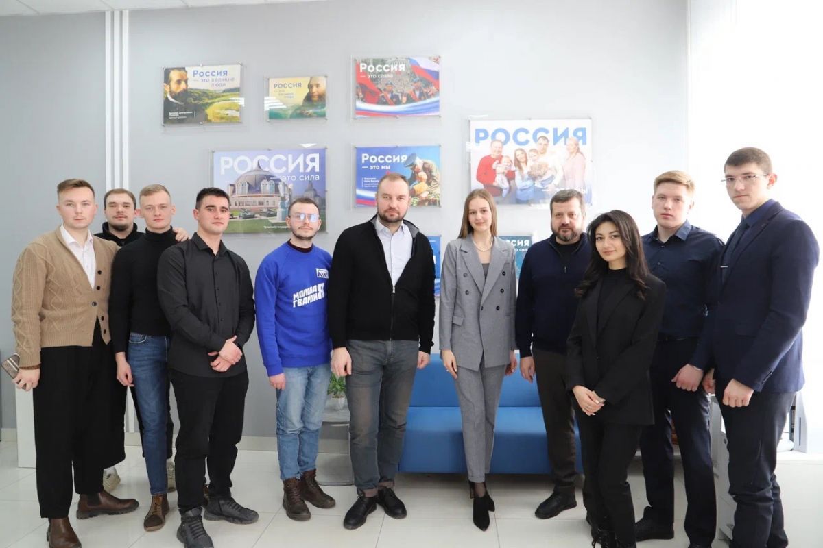 «Моя карьера с Единой Россией»: Депутат Госдумы Андрей Парфенов встретился с молодыми учеными «Моя карьера с Единой Россией»: Депутат Госдумы Андрей Парфенов встретился с молодыми учеными