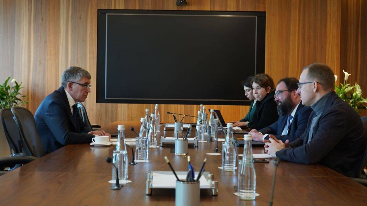 Тульский губернатор встретился с министром цифрового развития Шадаевым Тульский губернатор встретился с министром цифрового развития Шадаевым