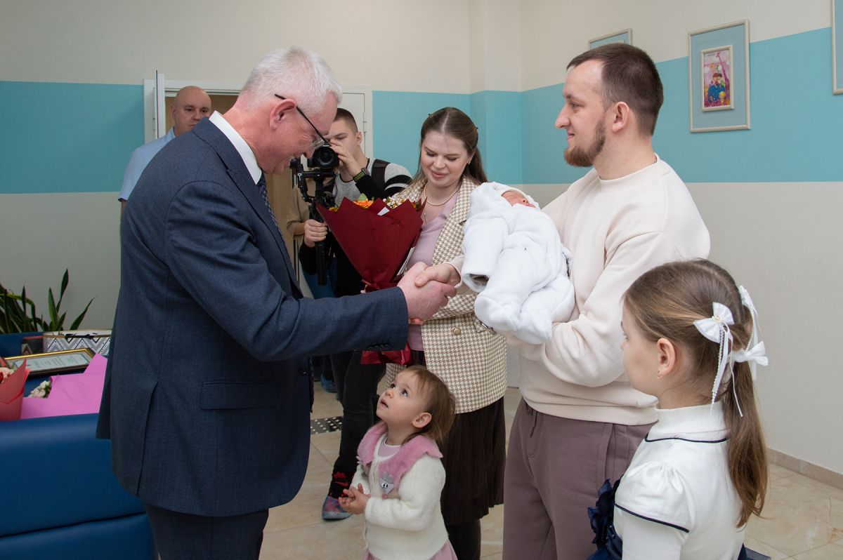 В Тульской области семьи бойцов получают выплаты на покупку жилья В Тульской области семьи бойцов получают выплаты на покупку жилья