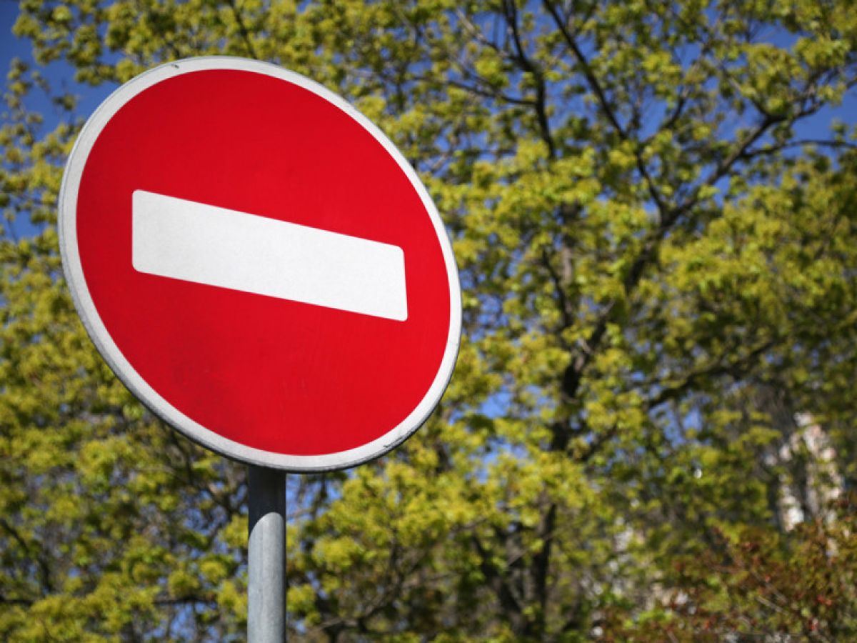 В Туле на участке улицы Фридриха Энгельса перекрыто движение В Туле на участке улицы Фридриха Энгельса перекрыто движение