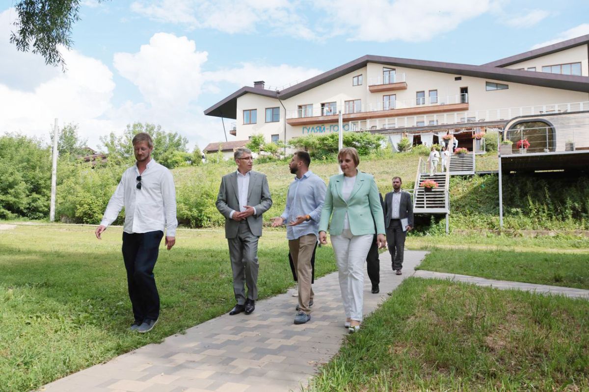 Дмитрий Миляев посещает объекты туристической отрасли в Заокском районе