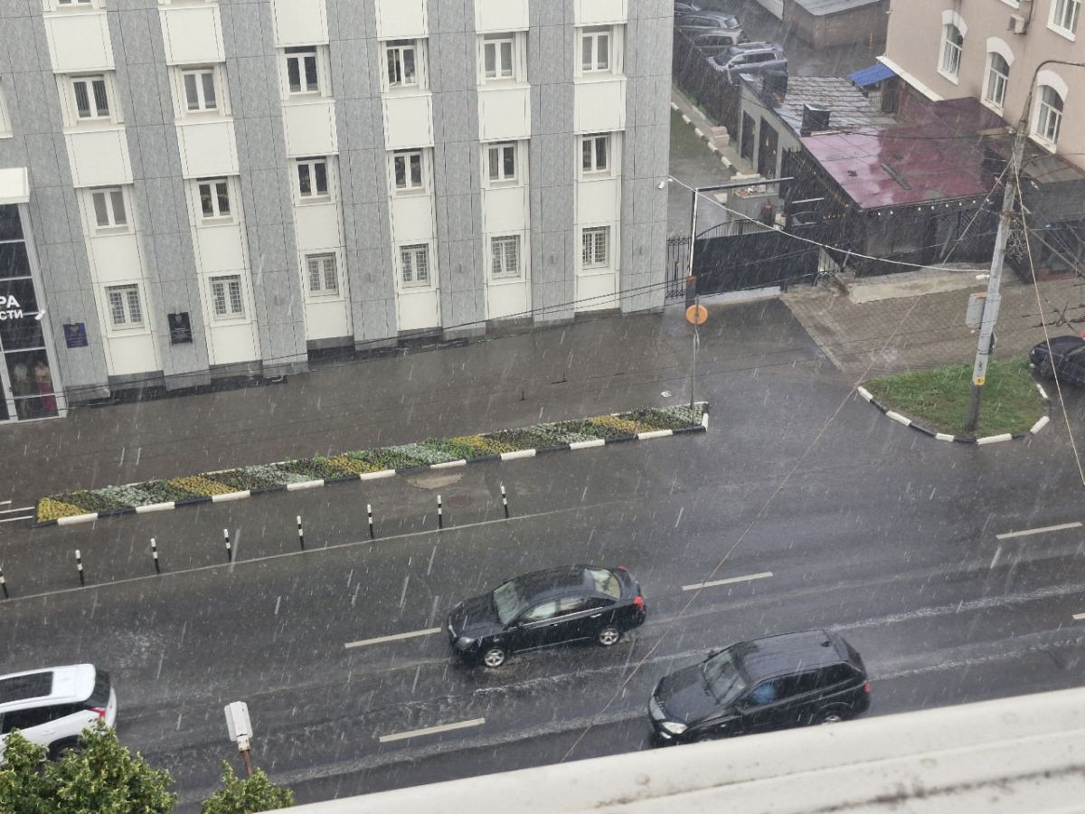 В Тульской области объявлено метеопредупреждение из-за приближающейся грозы В Тульской области объявлено метеопредупреждение из-за приближающейся грозы