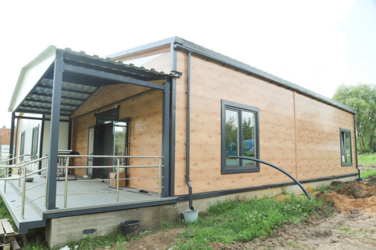 Работы в новом модульном клубе в тульском поселке Молодежном завершат к началу сентября