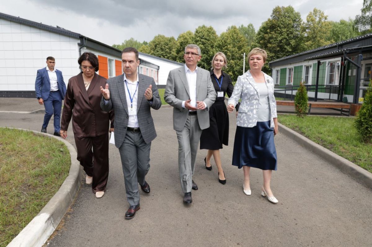 Тульский губернатор посетил лагерь имени Саши Чекалина