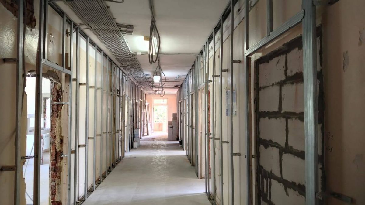 Клинико-диагностический центр ремонтируют в Новомосковске