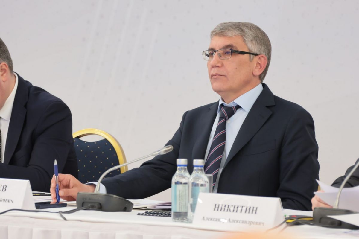 Дмитрий Миляев подвел итоги заседания комиссии Госсовета по спорту Дмитрий Миляев подвел итоги заседания комиссии Госсовета по спорту