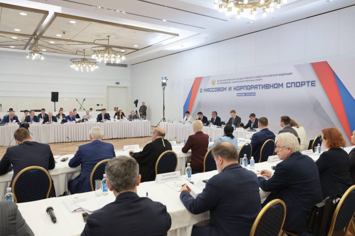 Губернатор Тульской области предложил мотивировать работников предприятий к занятиям корпоративным спортом Губернатор Тульской области предложил мотивировать работников предприятий к занятиям корпоративным спортом