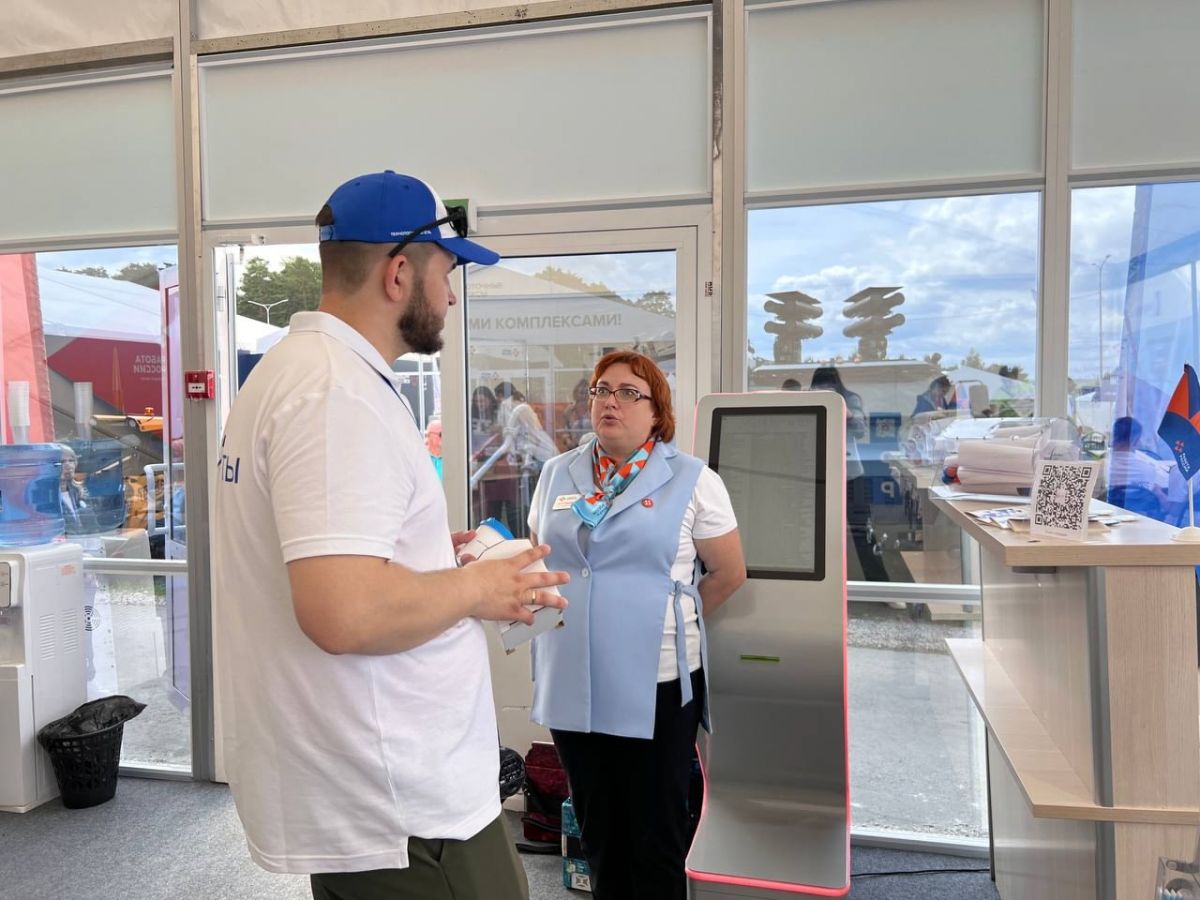 Каждый десятый гость форума «Инженеры будущего» заполнил анкету в шатре тульской службы занятости Каждый десятый гость форума «Инженеры будущего» заполнил анкету в шатре тульской службы занятости