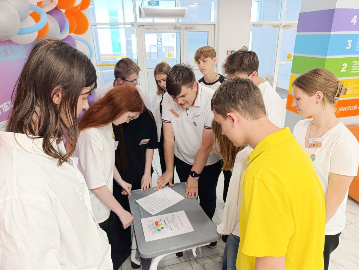 В Туле одаренные дети готовятся к экзаменам в лагере В Туле одаренные дети готовятся к экзаменам в лагере