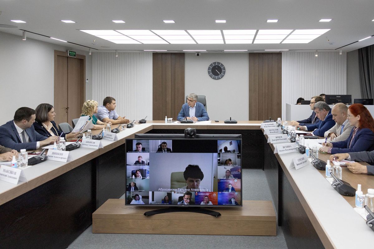 Губернатор Тульской области провел личный прием граждан Губернатор Тульской области провел личный прием граждан