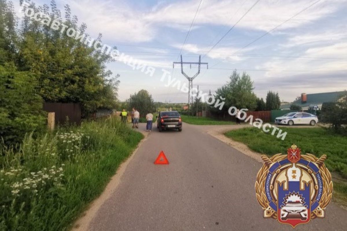 В Новомосковске Тульской области подросток на велосипеде попал под колеса автомобиля