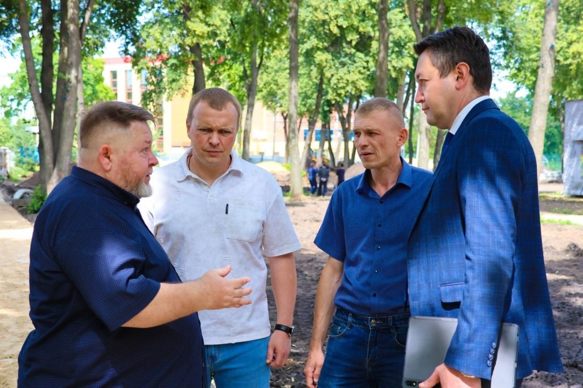 Двое участников проекта «Герой 71» приступили к практике в администрации Новомосковска Двое участников проекта «Герой 71» приступили к практике в администрации Новомосковска