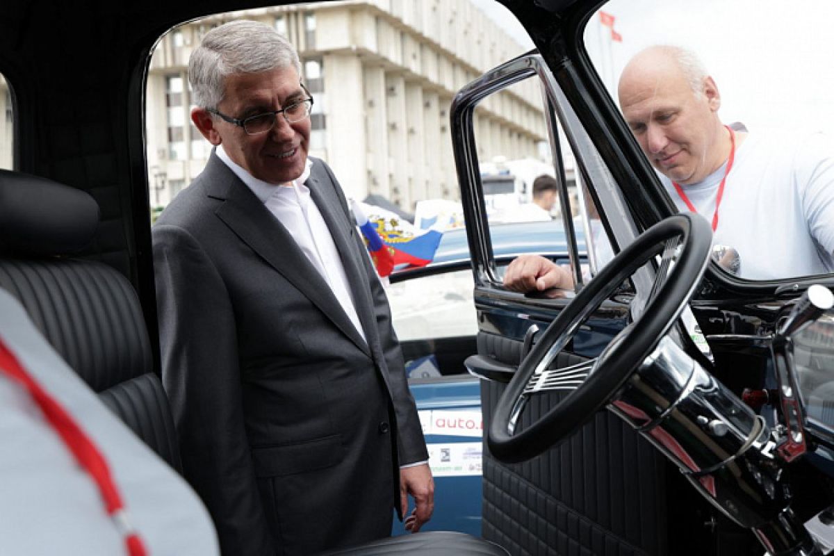 Дмитрий Миляев дал старт фестивалю «Автострада-2025» Дмитрий Миляев дал старт фестивалю «Автострада-2025»