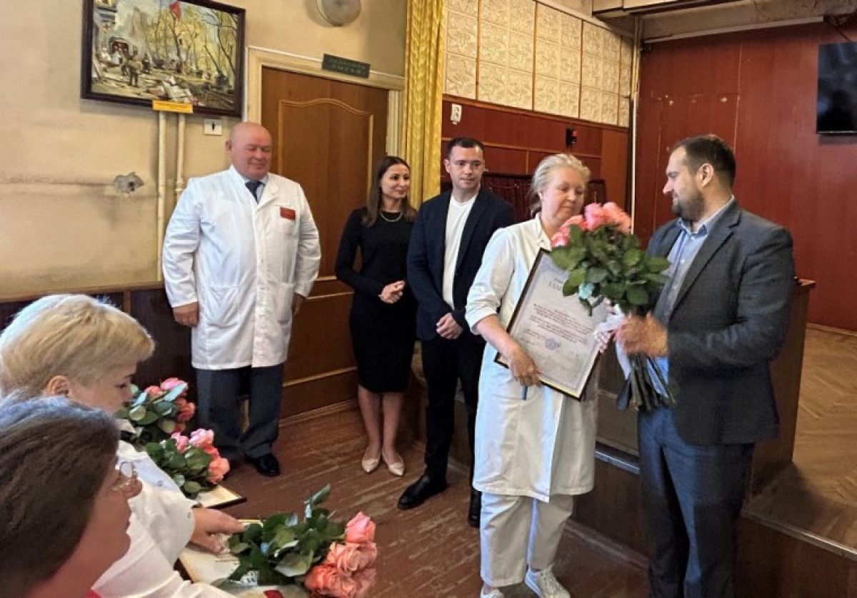 Борис Воловатов – медикам: «Спасибо вам за то, что ежедневно, ежеминутно спасаете жизни бойцов» Борис Воловатов – медикам: «Спасибо вам за то, что ежедневно, ежеминутно спасаете жизни бойцов»