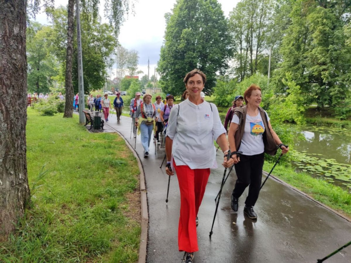 Туляки отметили День России фестивалем северной ходьбы Туляки отметили День России фестивалем северной ходьбы