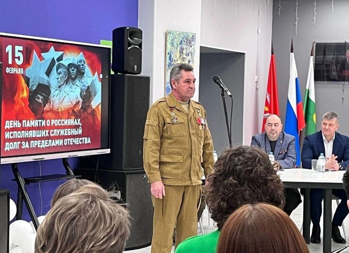 Евгений Сметанкин: «Молодежи важно знать, что такое долг и защита Родины» Евгений Сметанкин: «Молодежи важно знать, что такое долг и защита Родины»