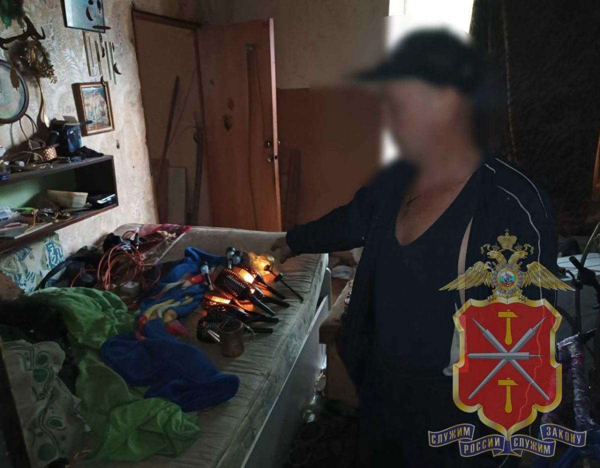 Житель Тульской области украл с участка земляка восемь садовых светильников Житель Тульской области украл с участка земляка восемь садовых светильников