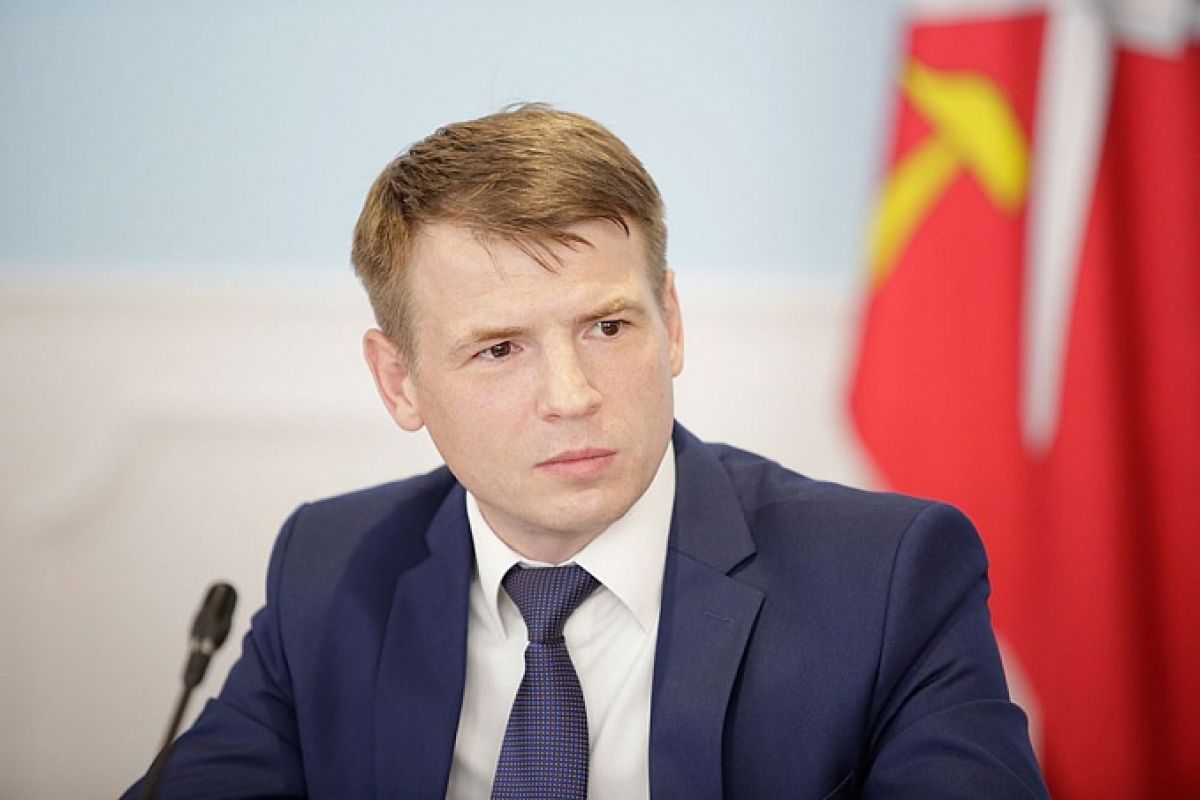 Дмитрий Миляев представил тульскому правительству нового уполномоченного по правам человека Дмитрий Миляев представил тульскому правительству нового уполномоченного по правам человека