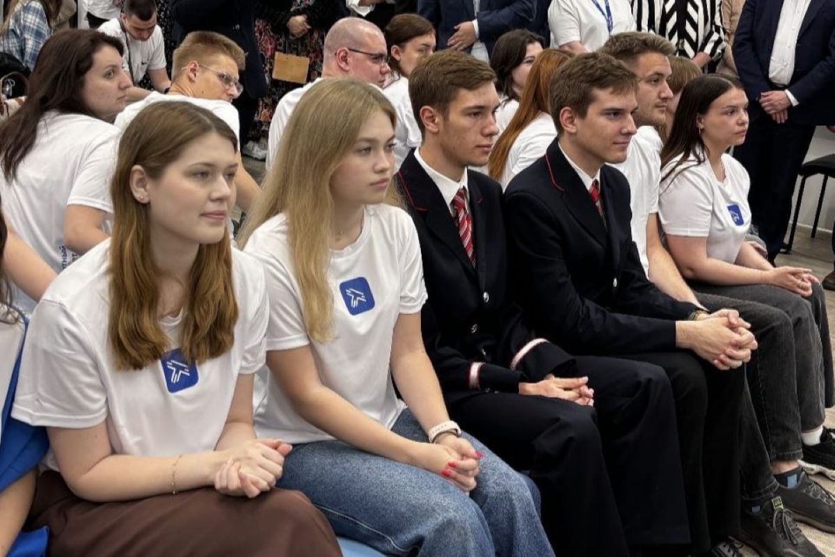 Почти 700 выпускников школ смогут воспользоваться целевым направлением МЖД для получения высшего образования Почти 700 выпускников школ смогут воспользоваться целевым направлением МЖД для получения высшего образования