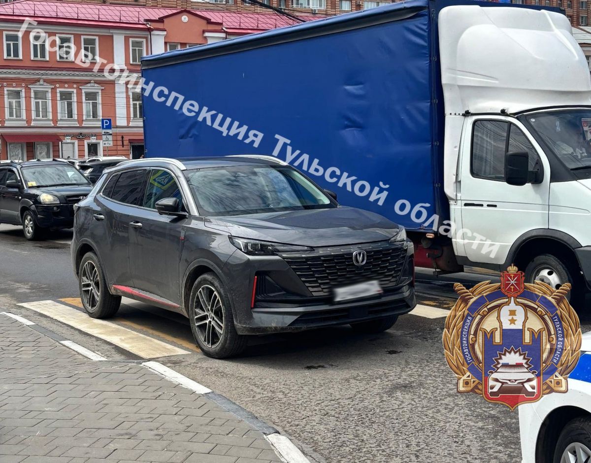 В Туле женщина на автомобиле наехала на юную велосипедистку В Туле женщина на автомобиле наехала на юную велосипедистку