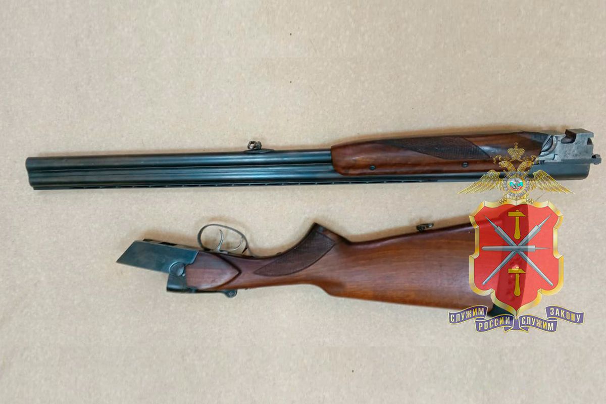 В Тульской области мужчина похитил ружье знакомого после попойки В Тульской области мужчина похитил ружье знакомого после попойки