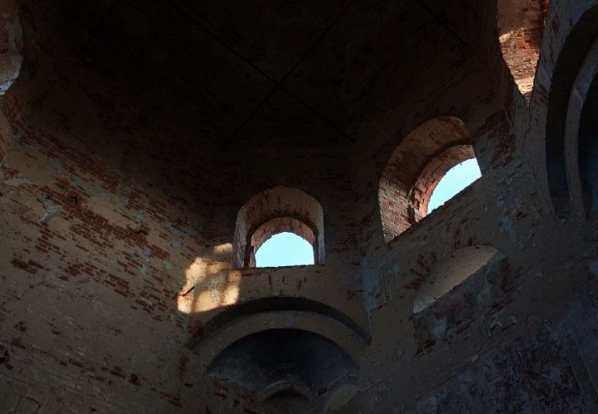 Из храма в Тепло-Огаревском районе Тульской области украли иконы и крест