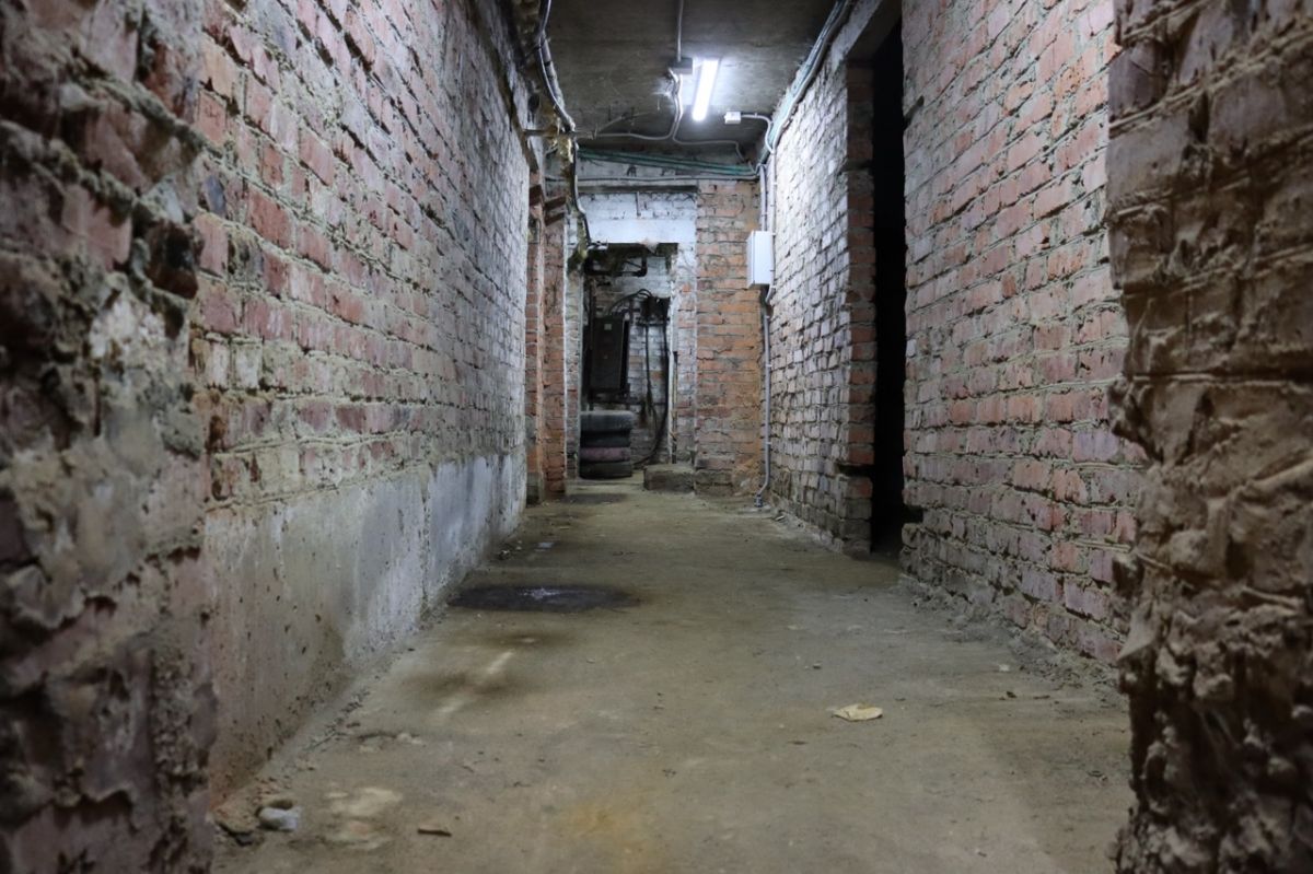 В укрытиях Кимовского района восстановили освещение и установили двери В укрытиях Кимовского района восстановили освещение и установили двери