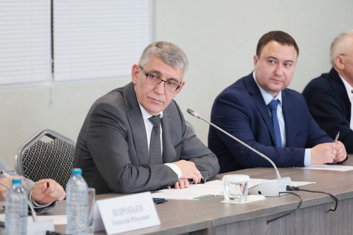 Дмитрий Миляев посетил новый ФОК в Арсеньеве Дмитрий Миляев посетил новый ФОК в Арсеньеве