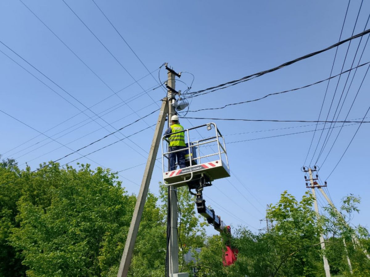 В тульской деревне Малахово установили уличное освещение В тульской деревне Малахово установили уличное освещение