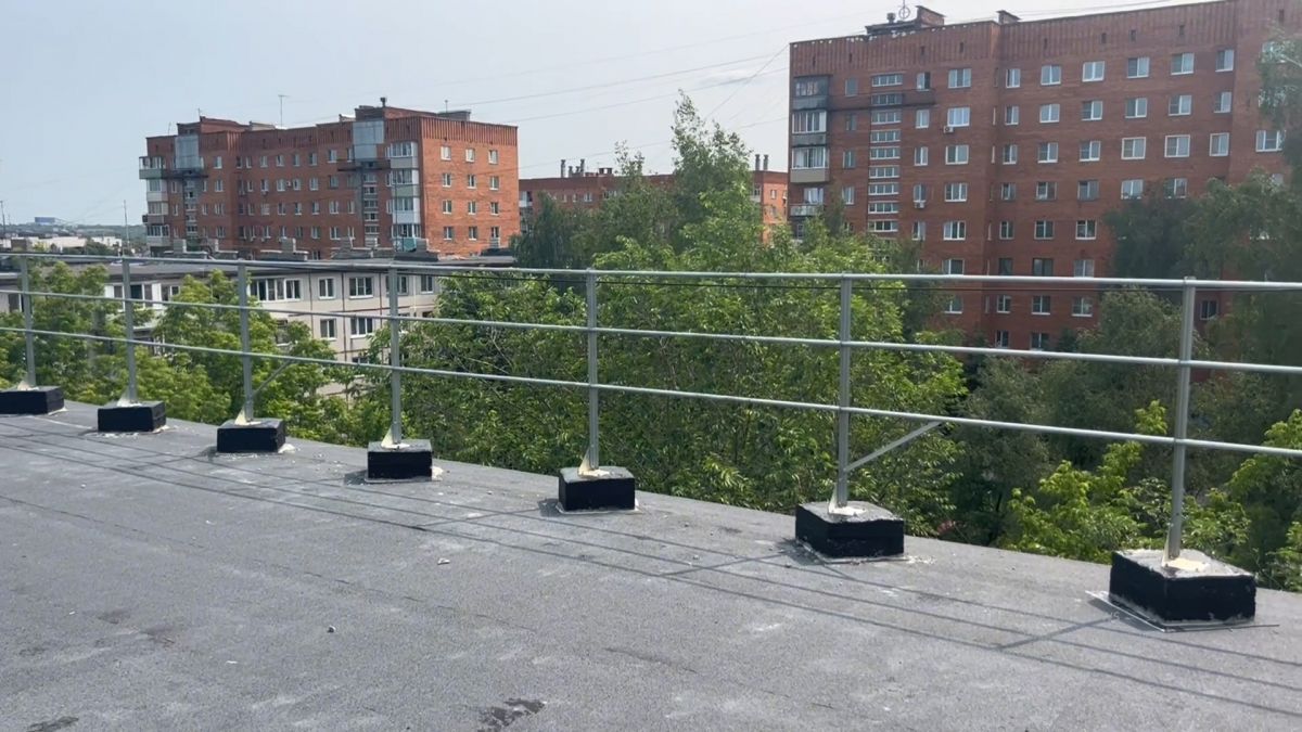 В Туле капитально отремонтировали кровлю еще одного МКД В Туле капитально отремонтировали кровлю еще одного МКД