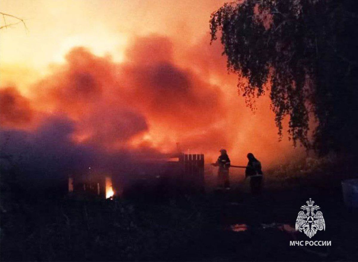 За сутки в Тульской области сгорели две заброшки и девять скутеров За сутки в Тульской области сгорели две заброшки и девять скутеров