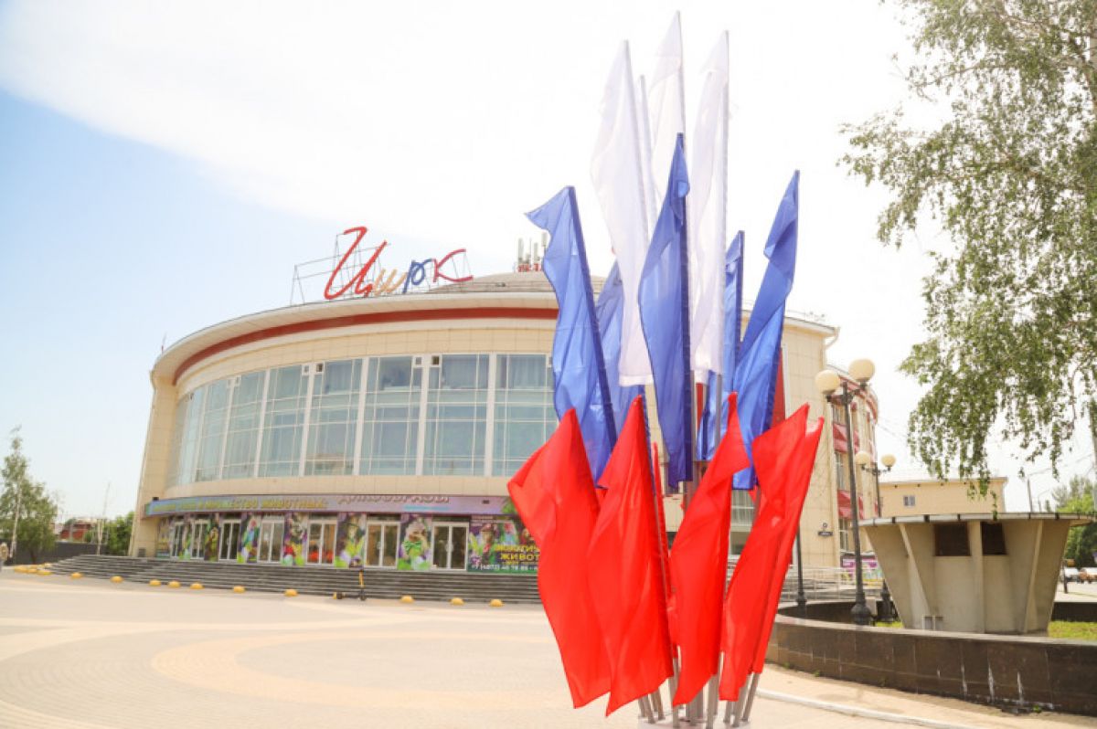 Тулу украшают ко Дню России Тулу украшают ко Дню России