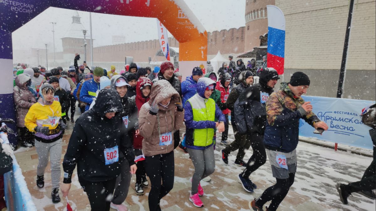 Туляки поддержали спортивный марафон, посвященный годовщине включения в состав России Крыма