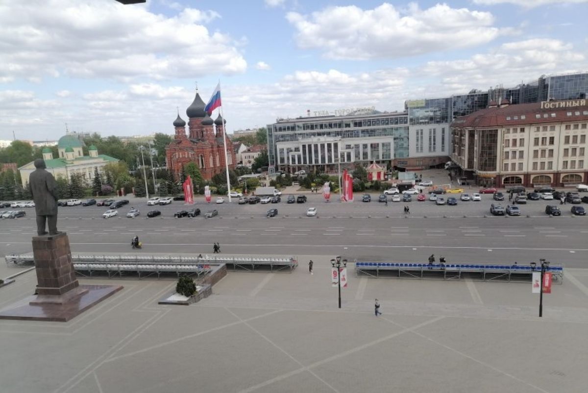 Автолюбители из Тулы больше не смогут заезжать на парковку на площади Ленина с улицы Советской Автолюбители из Тулы больше не смогут заезжать на парковку на площади Ленина с улицы Советской