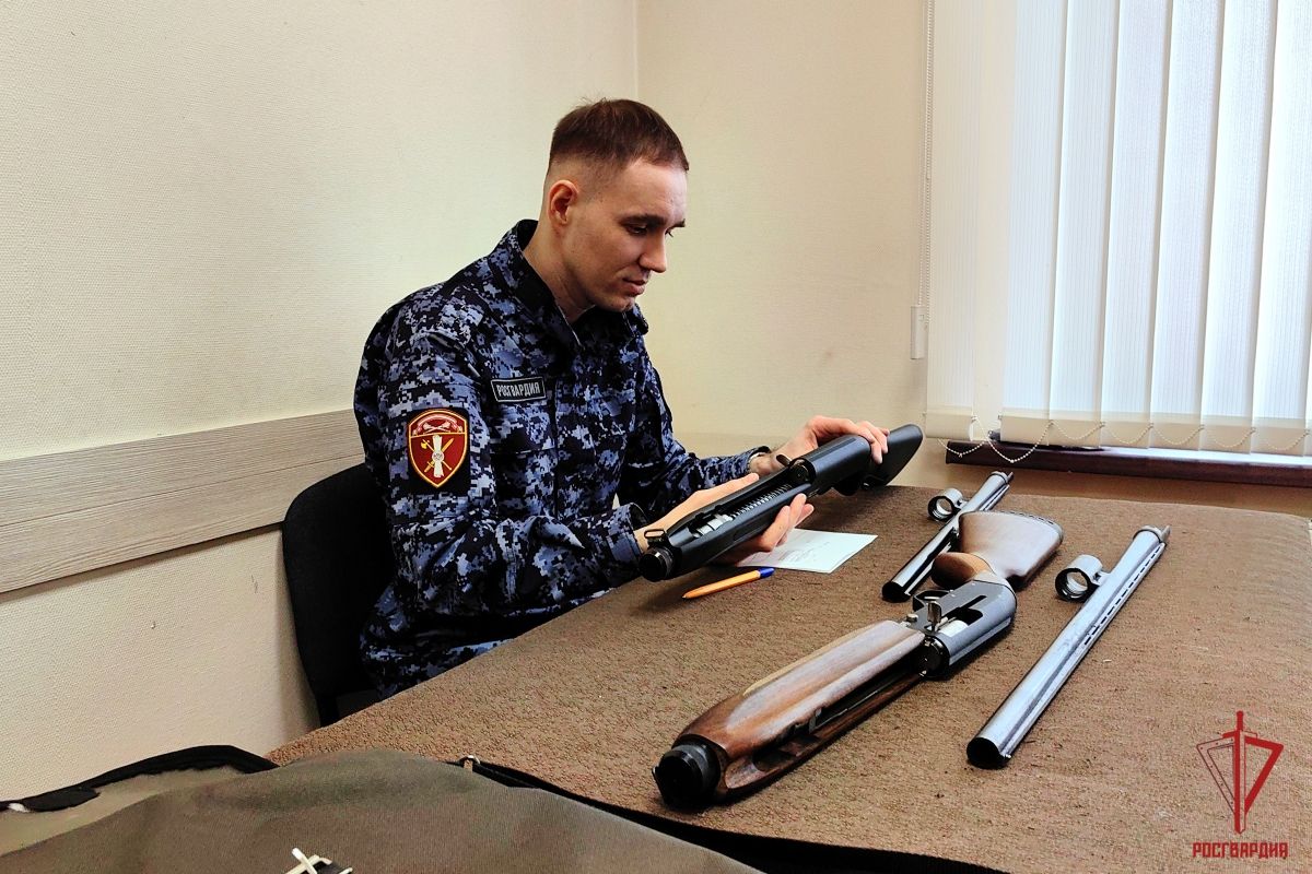 Туляки добровольно избавились от 12 единиц оружия Туляки добровольно избавились от 12 единиц оружия