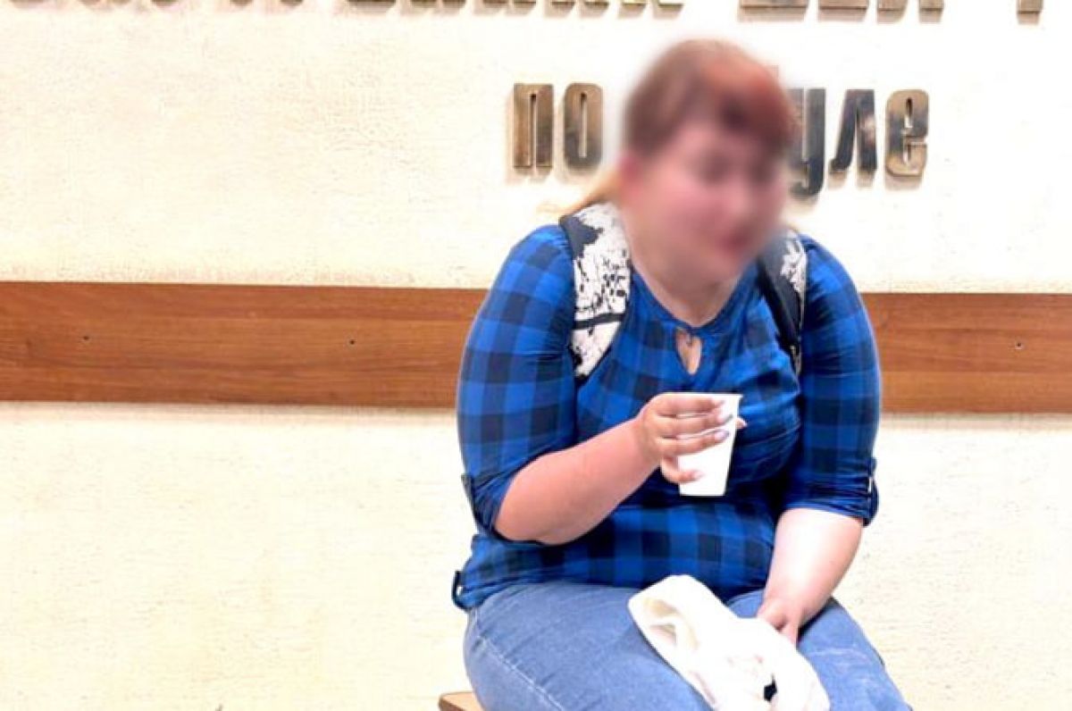 Москвичка пыталась поджечь служебную ГАЗель в Туле из-за мошенников Москвичка пыталась поджечь служебную ГАЗель в Туле из-за мошенников