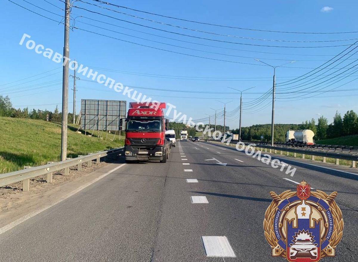 В Тульской области при столкновении автомобилей «Мерседес» и «Киа» пострадал ребенок В Тульской области при столкновении автомобилей «Мерседес» и «Киа» пострадал ребенок