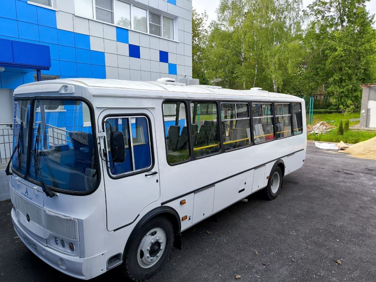 Особенный автобус приобрели для Тульского областного центра реабилитации Особенный автобус приобрели для Тульского областного центра реабилитации