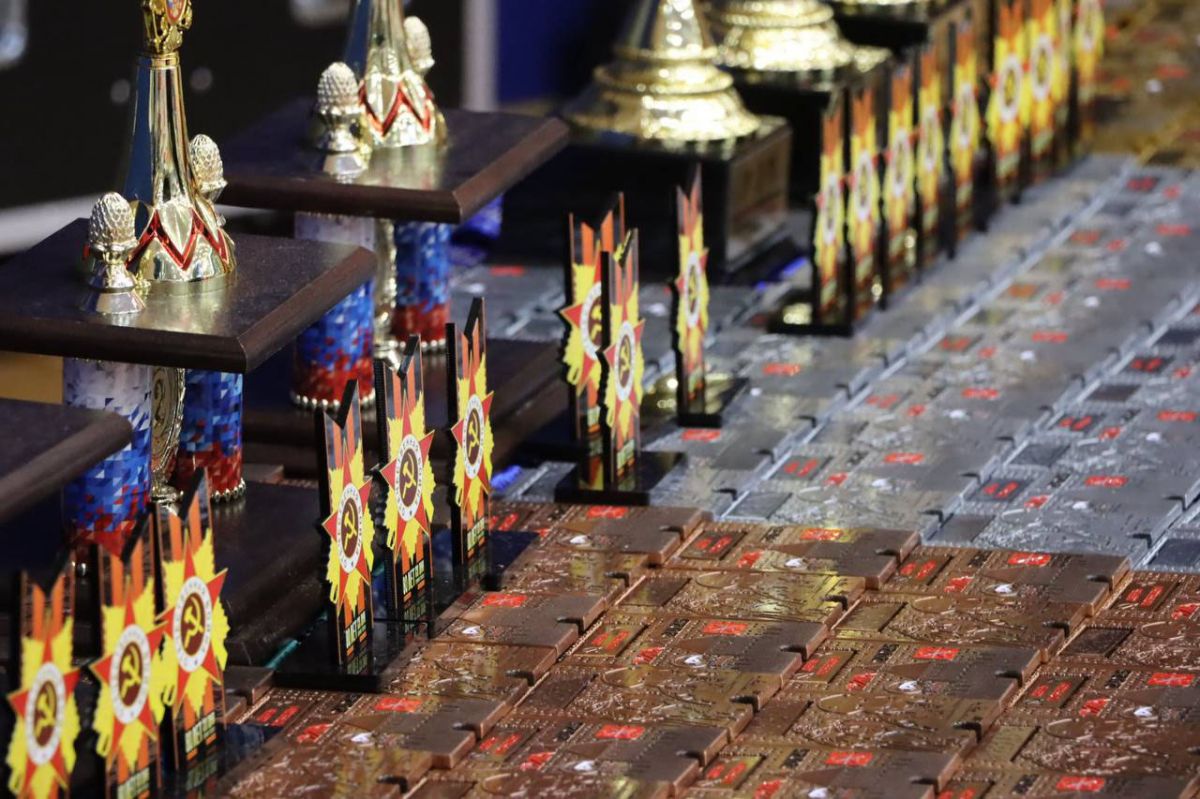 Более 2500 спортсменов оспаривают медали на Всероссийских соревнованиях по карате в Туле Более 2500 спортсменов оспаривают медали на Всероссийских соревнованиях по карате в Туле