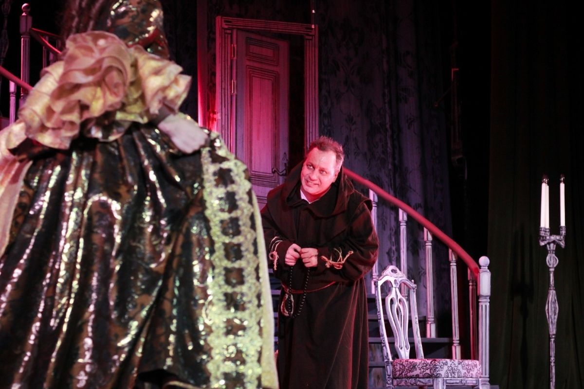 «Тартюф» в Тульской драме «Тартюф» в Тульской драме