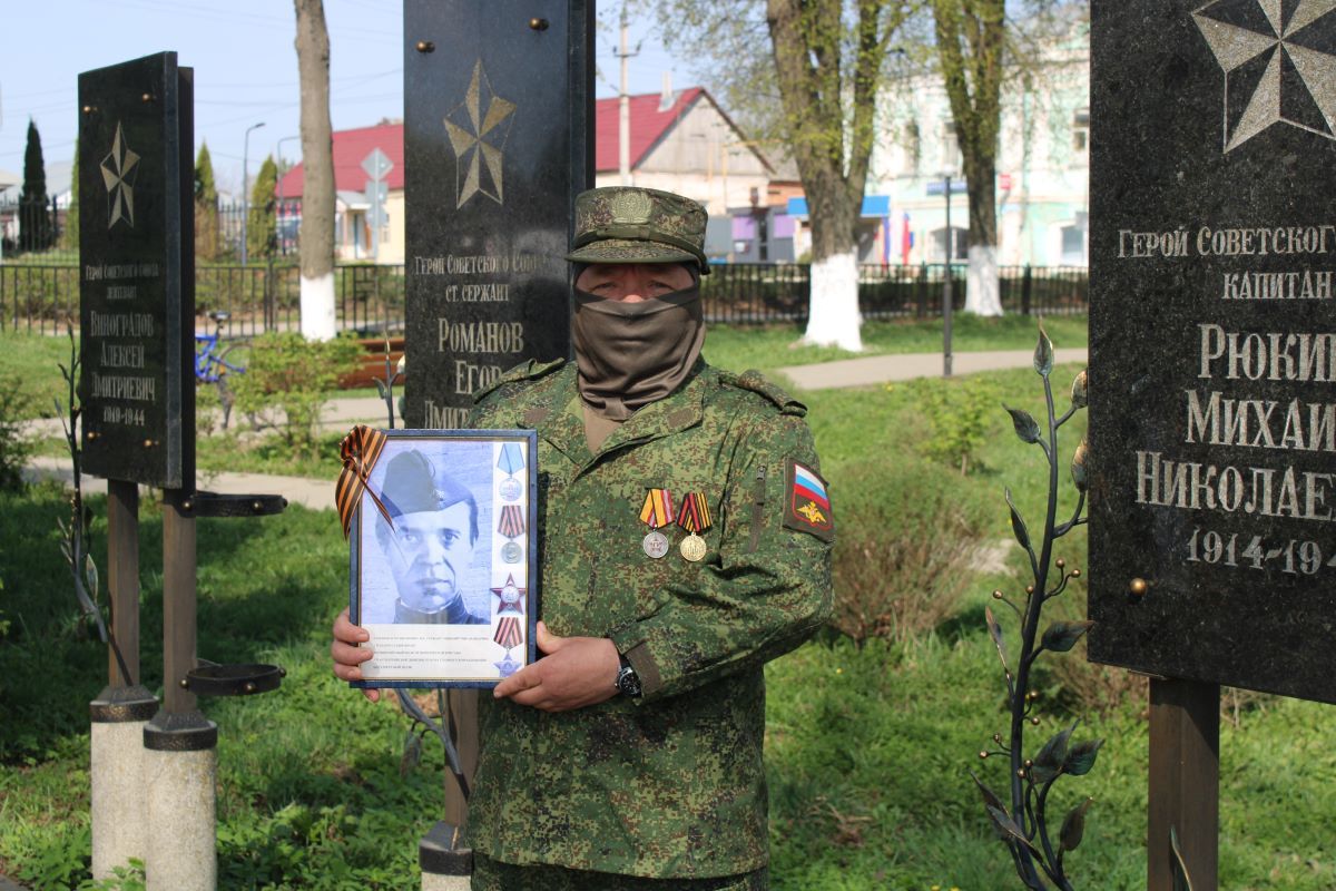 Воин-контрактник из Одоева: «Мы - потомки героев!» Воин-контрактник из Одоева: «Мы - потомки героев!»