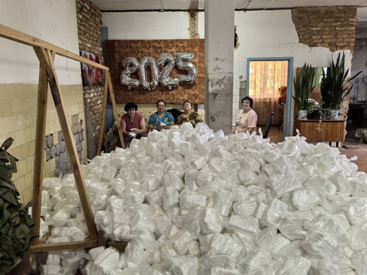 Из Тепло-Огаревского района на фронт отправили 2 тонны влажных салфеток Из Тепло-Огаревского района на фронт отправили 2 тонны влажных салфеток