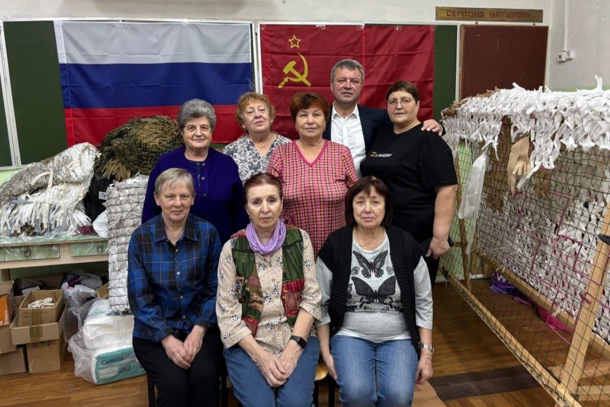 Депутат Тульской облдумы встретился с волонтерами, помогающими бойцам СВО Депутат Тульской облдумы встретился с волонтерами, помогающими бойцам СВО