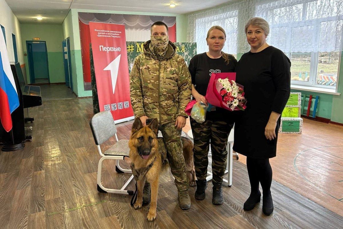 Директор ефремовской школы: «Наши воины сражаются за справедливость»