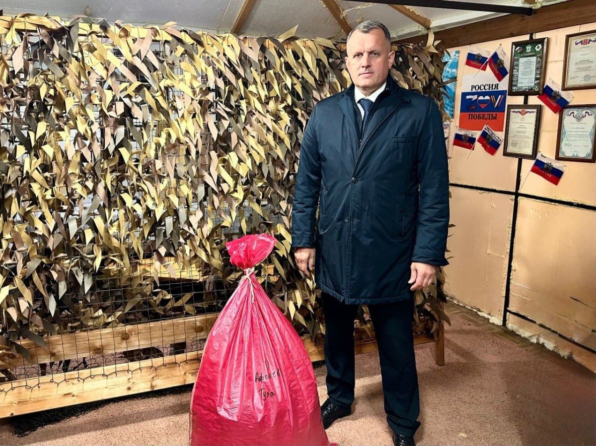 Депутат облдумы Дмитрий Афоничев: «Наша задача – поддержать волонтеров и бойцов» Депутат облдумы Дмитрий Афоничев: «Наша задача – поддержать волонтеров и бойцов»