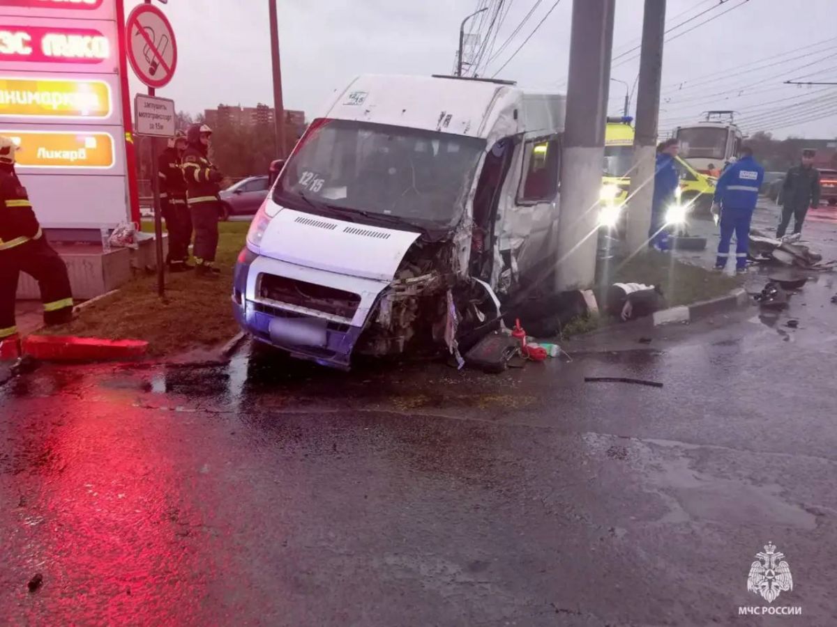 В тульской Госавтоинспекции устанавливают обстоятельства ДТП у «Макси»