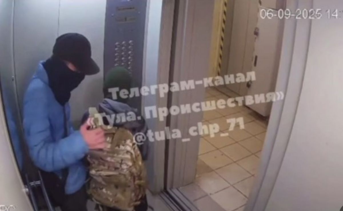 Тульские полицейские установили подростков, незаконно проникших на крышу многоэтажного дома