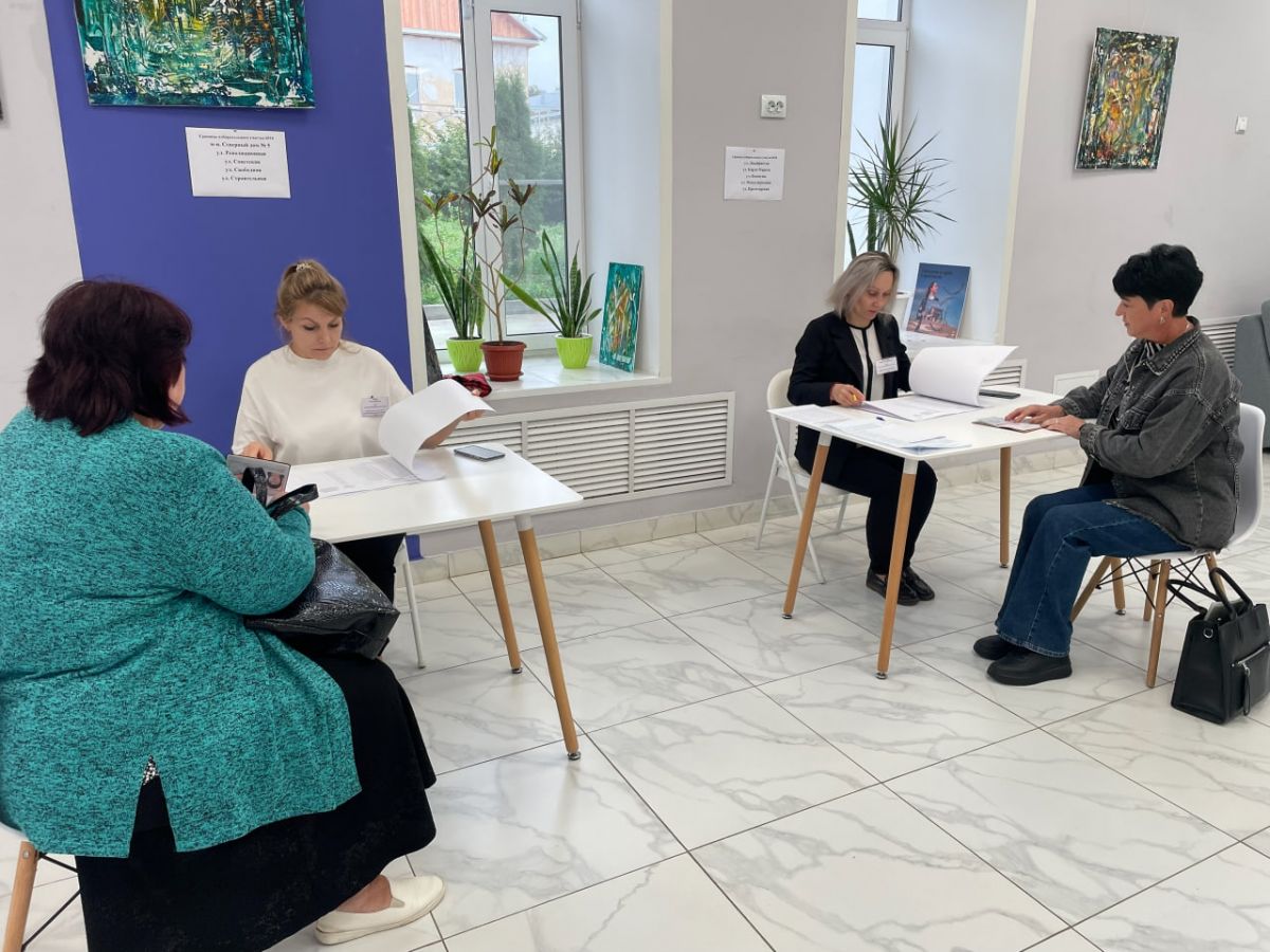 На выборах в Тульской области работают 29 именных и тематических избирательных участка На выборах в Тульской области работают 29 именных и тематических избирательных участка