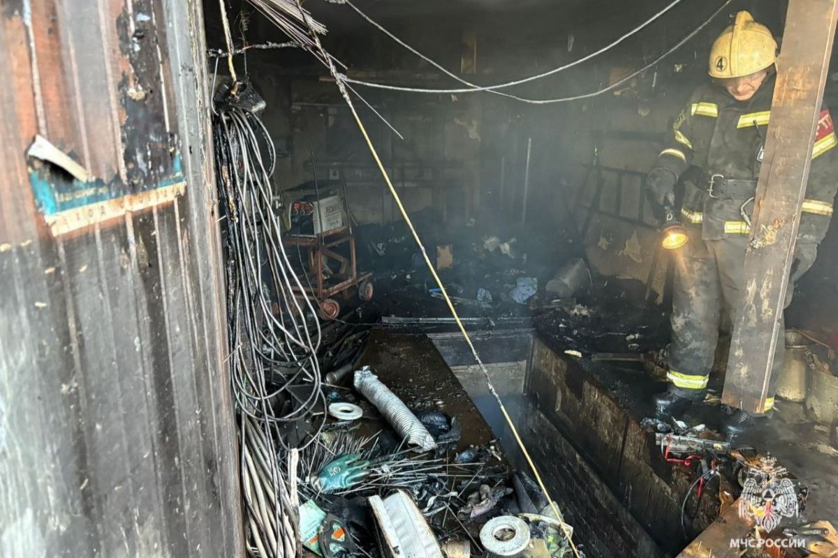 В Туле пожар в гараже не обошелся без пострадавших В Туле пожар в гараже не обошелся без пострадавших